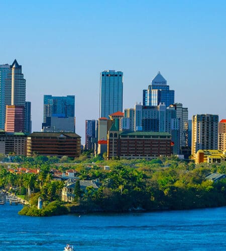 What makes Florida’s Tampa Bay a unique aquatic environment?