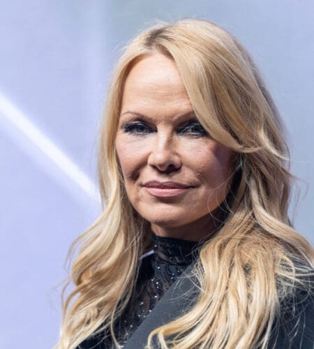 What non-profit group was Pamela Anderson a strong advocate for in 2006?