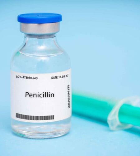 What year was the invention/discovery of penicillin?