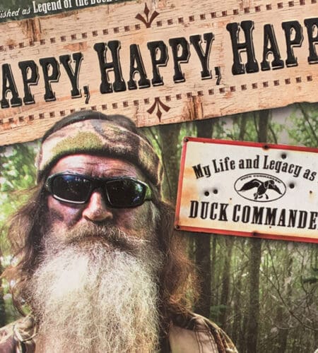 Which star of “Duck Dynasty” was criticized for anti-homosexual comments he made in 2014?