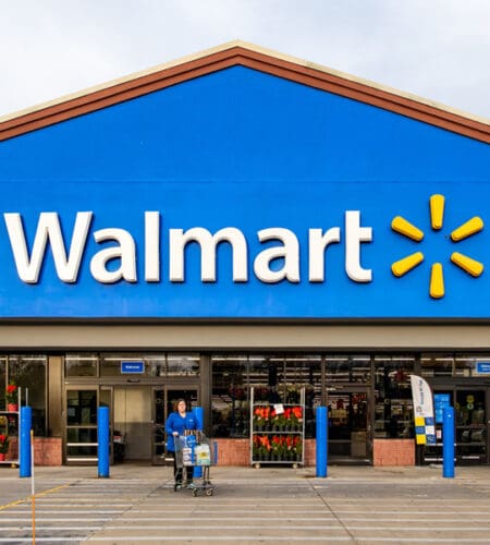 Wal-Mart did this many billions in business in 1994?