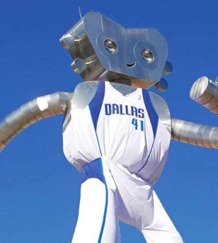 Who was the first Dallas Mavericks player to be named Rookie of the Year?