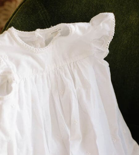 What does the title character of “The Memory Keeper’s Daughter” suffer from?