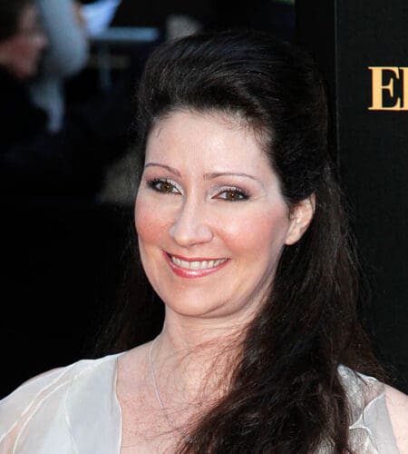 Sara Gruen’s 2006 book “Water For Elephants” describes circus life during which decade?