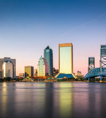 Which Florida town do Opal and her dad move to in the movie “Because of Winn-Dixie”?