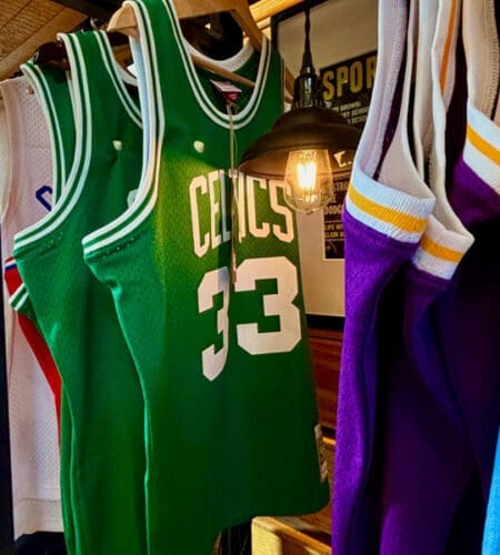 Which Boston Celtic had 2.2 steals per game in 2010-11?
